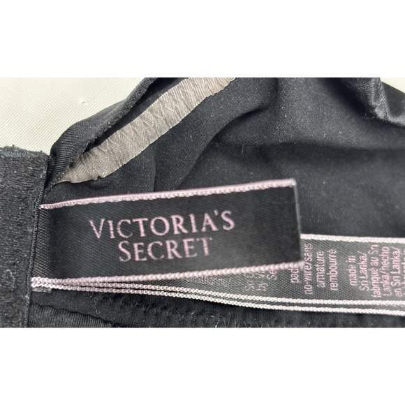 Victoria’s Secret VERY SEXY So Obsessed Smooth Wireless Push-Up Bra 38C Black - Picture 8 of 10